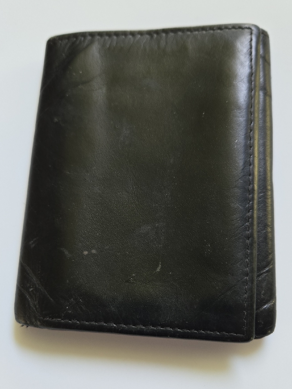Black CALFSKIN trifold Wallet    (BIN 005)
